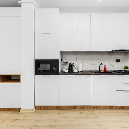 Apartment Soleil Sur Mer - Infinity Pool & Spa Resort Navodari