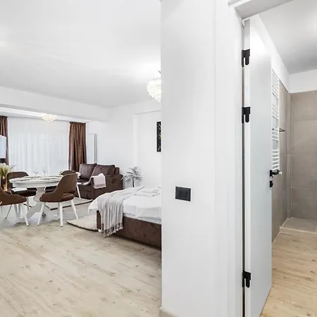 Soleil Sur Mer - Infinity Pool & Spa Resort Apartment Navodari