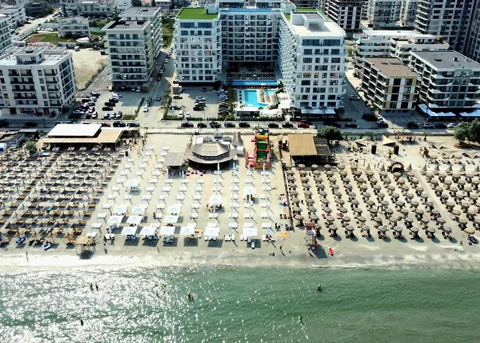 Soleil Sur Mer - Infinity Pool & Spa Resort Apartment