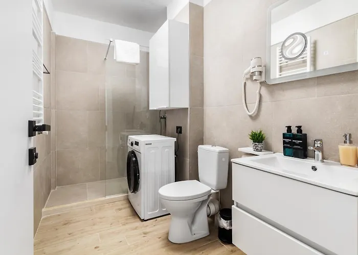 Soleil Sur Mer - Infinity Pool & Spa Resort Apartment