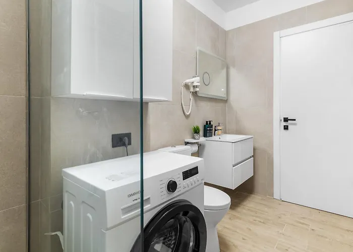 Apartment Soleil Sur Mer - Infinity Pool & Spa Resort Navodari