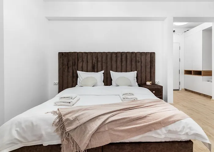 Apartment Soleil Sur Mer - Infinity Pool & Spa Resort Navodari