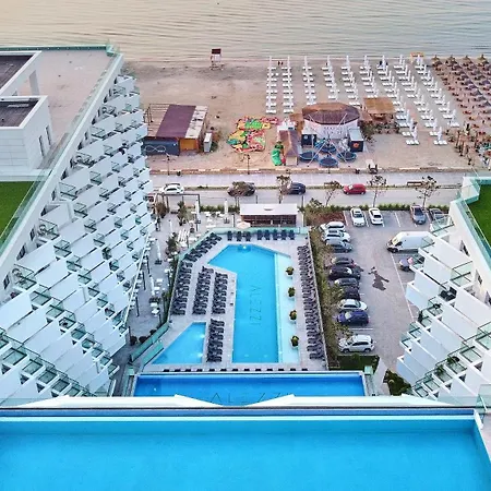 Apartmán Chocolat - Infinity Pool & Năvodari