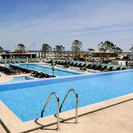 Chocolat - Infinity Pool & * Navodari