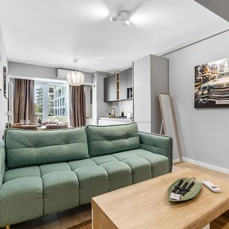 Soleil Sur - Infinity Pool & Apartment Năvodari