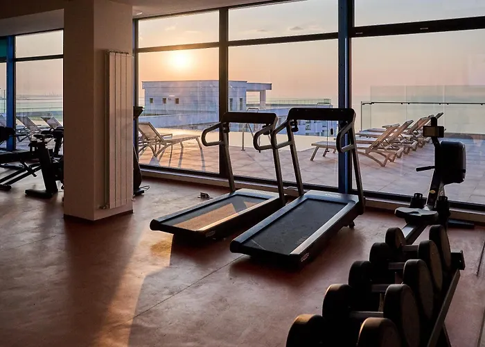 Soleil Sur - Infinity Pool & Năvodari