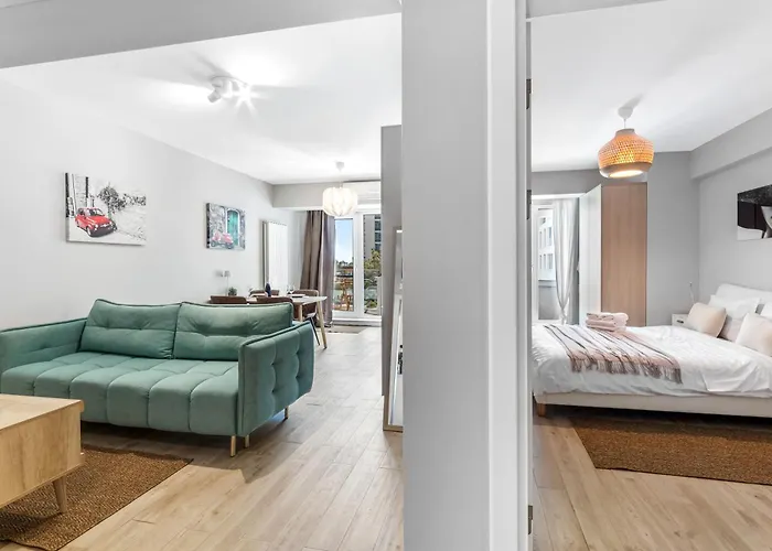 Soleil Sur - Infinity Pool & Năvodari